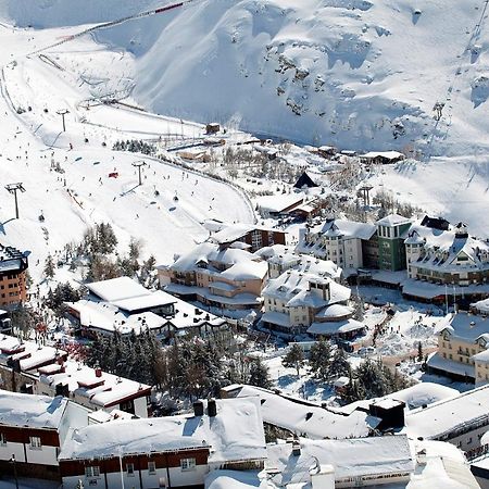 Apartamentos Sierra Nevada Pie De Pistas 3000 Zewnętrze zdjęcie